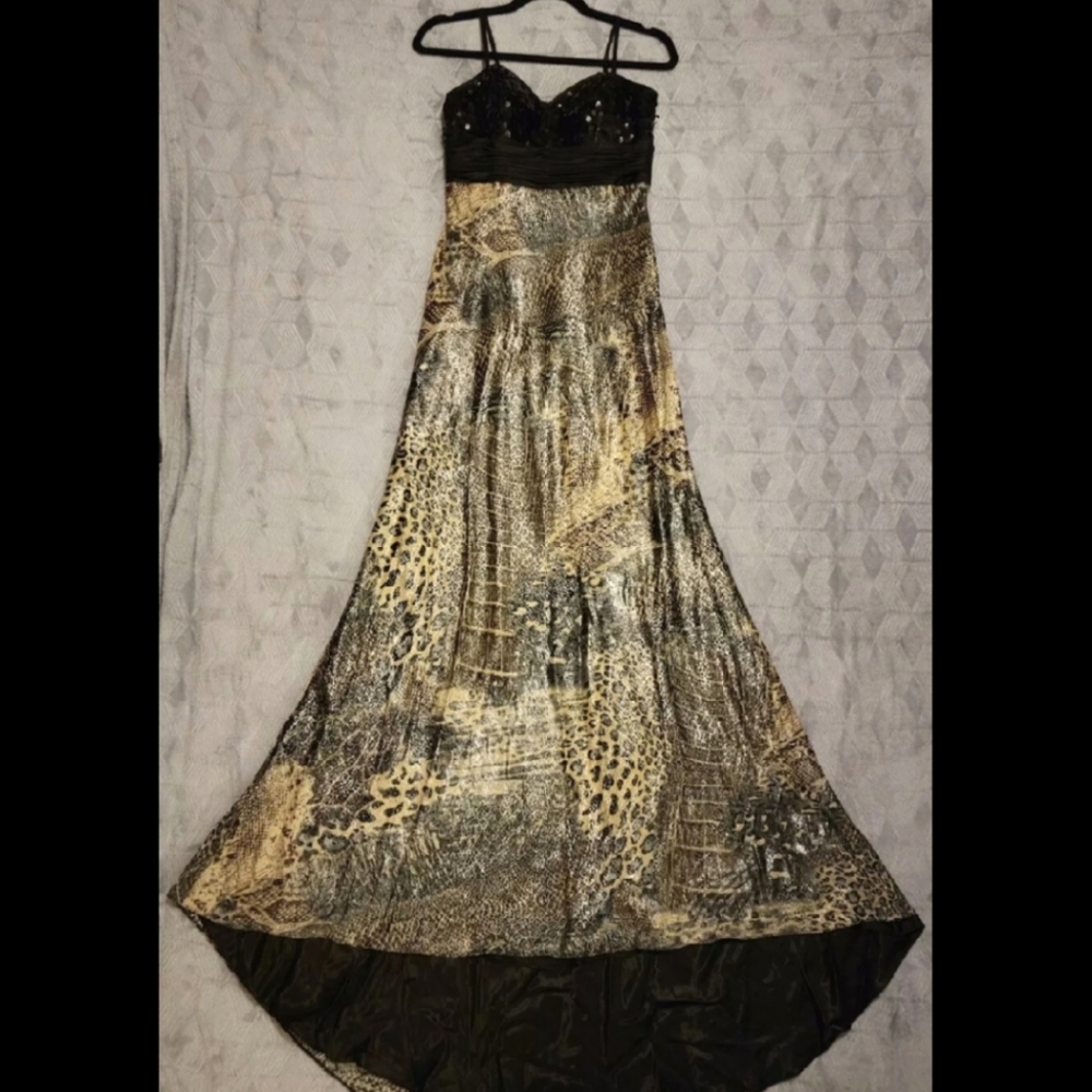 Dave&Johnny - Animal Print Prom Dress with Train